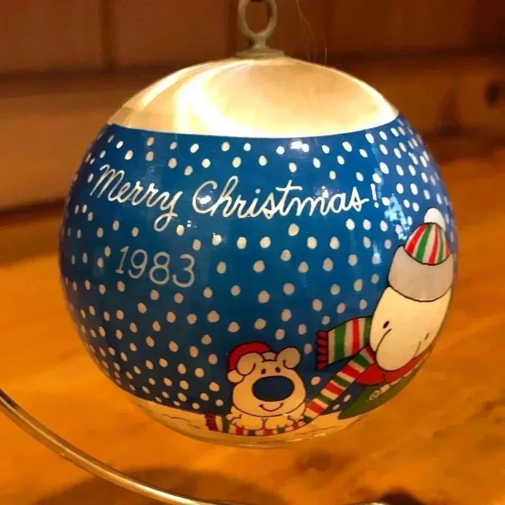 Ziggy 1983 Satin Ball Christmas Ornament